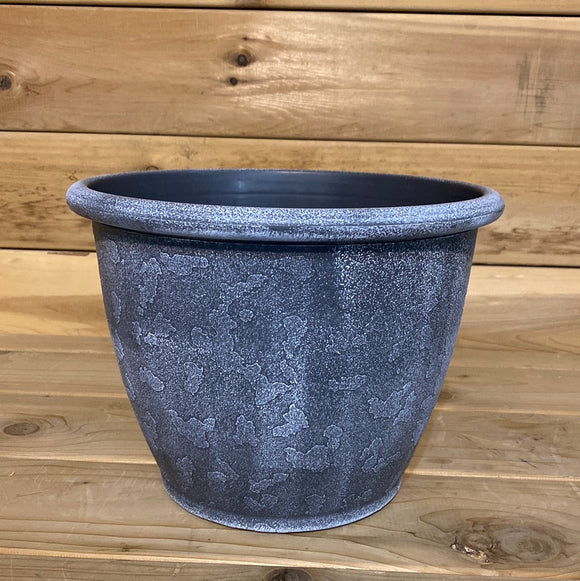 Heirloom Round Planter - 12